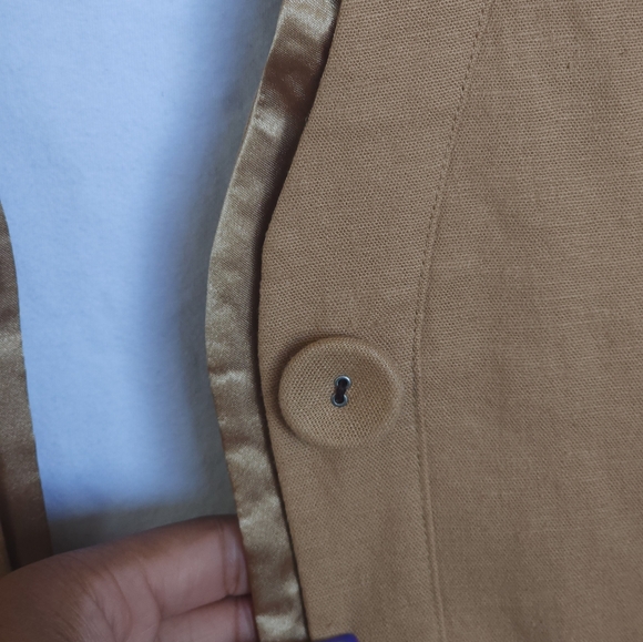 Satin trim collarless blazer - Picture 3 of 7